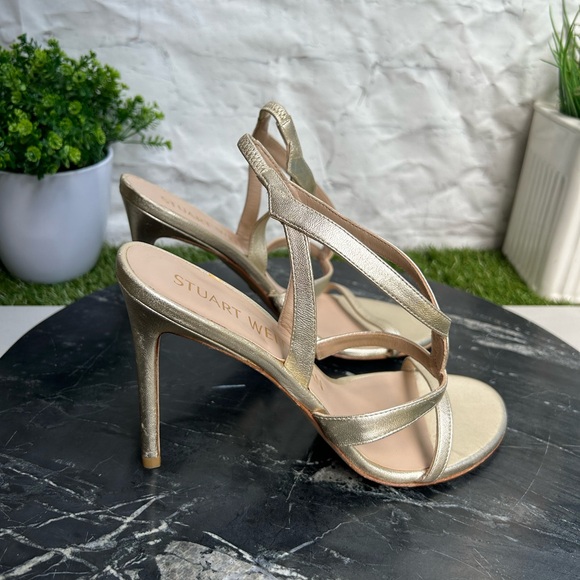 Stuart Weitzman
Women's Soiree 100 High Heel Sandals Metallic finish size 8 - Picture 12 of 16